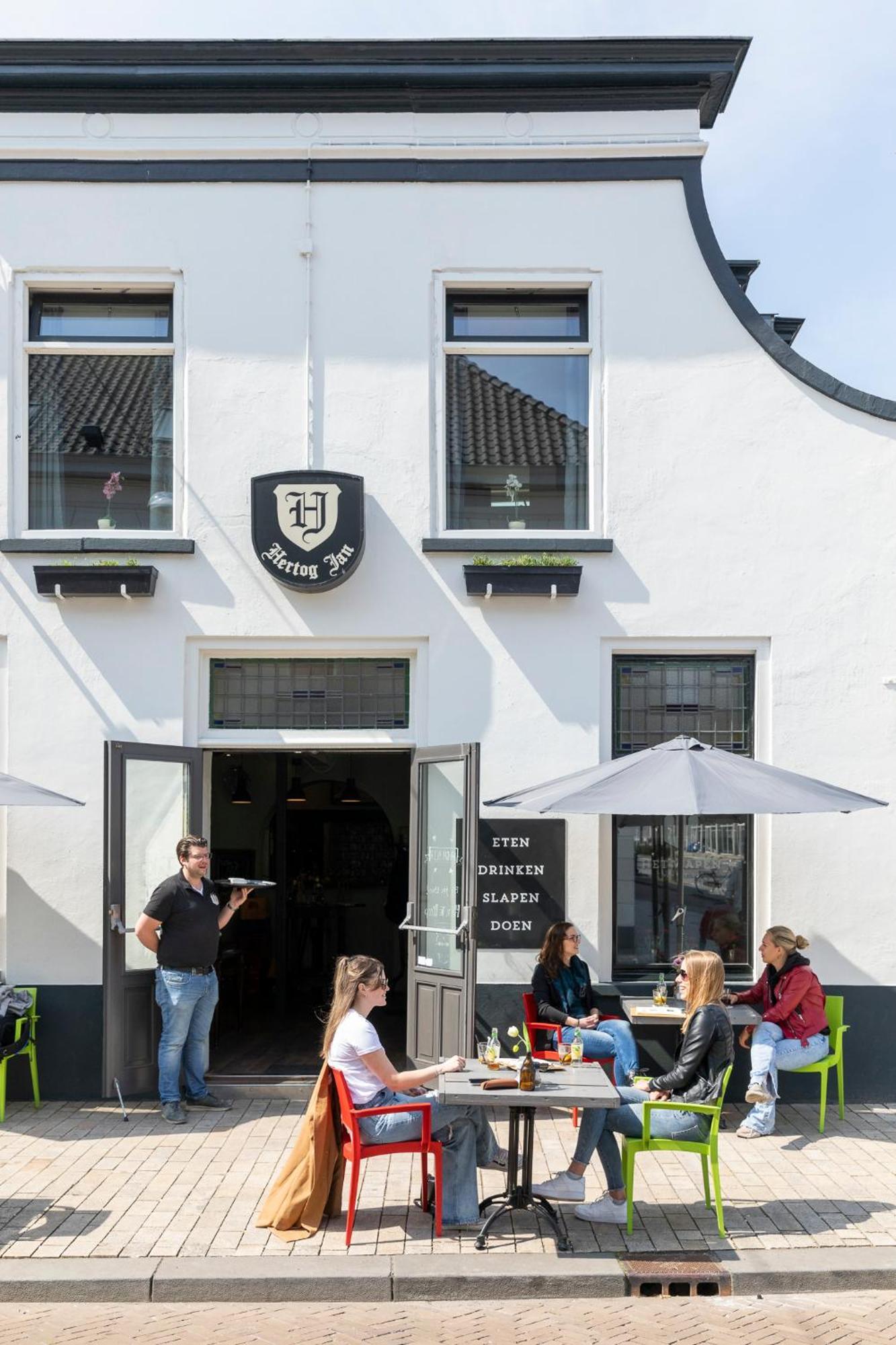 Herberg, Het Wapen Van Tilburg Exterior photo